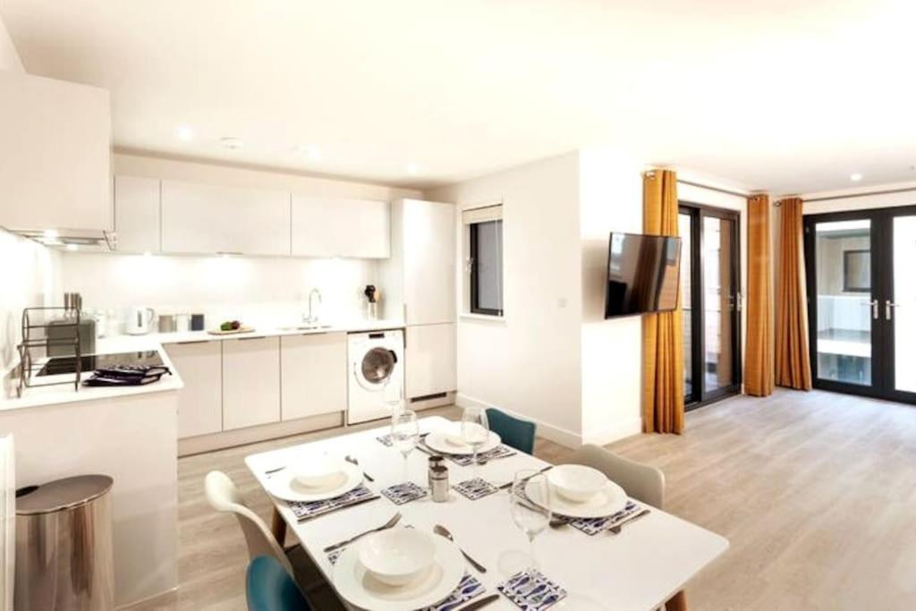 5 Putsborough - Luxury Apartment At Byron Woolacombe, Only 4 Minute Walk To Woolacombe Beach! מראה חיצוני תמונה