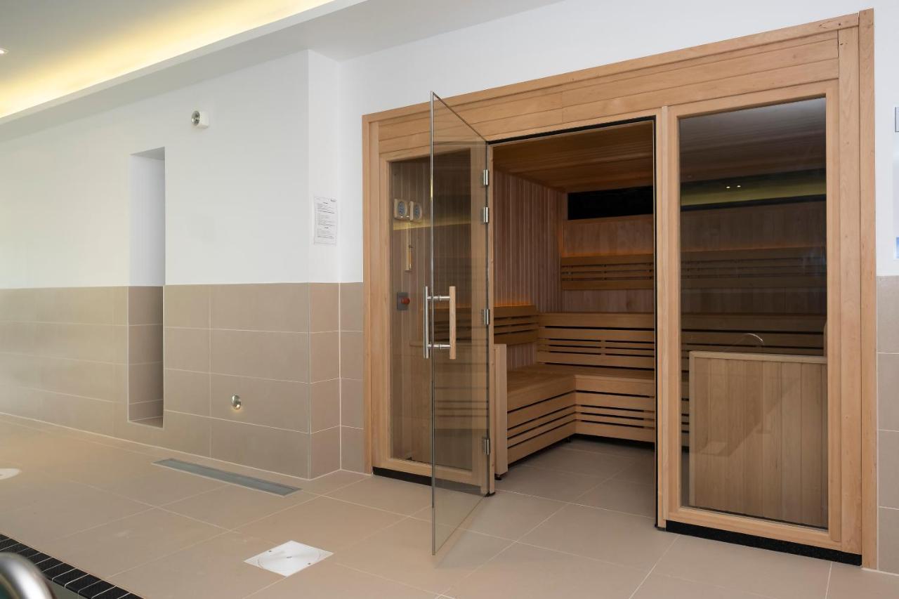 5 Putsborough - Luxury Apartment At Byron Woolacombe, Only 4 Minute Walk To Woolacombe Beach! מראה חיצוני תמונה