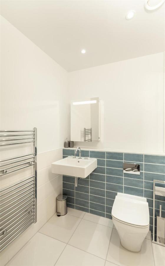 5 Putsborough - Luxury Apartment At Byron Woolacombe, Only 4 Minute Walk To Woolacombe Beach! מראה חיצוני תמונה