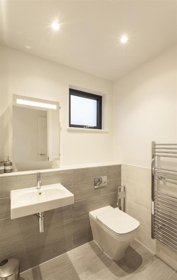 5 Putsborough - Luxury Apartment At Byron Woolacombe, Only 4 Minute Walk To Woolacombe Beach! מראה חיצוני תמונה