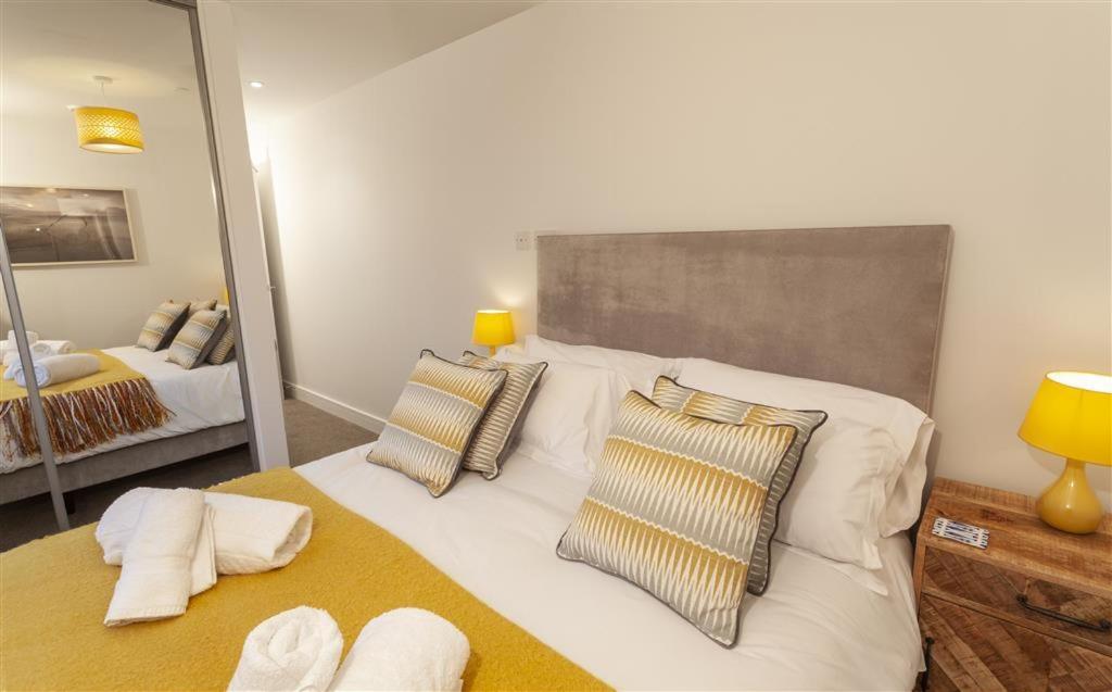 5 Putsborough - Luxury Apartment At Byron Woolacombe, Only 4 Minute Walk To Woolacombe Beach! מראה חיצוני תמונה